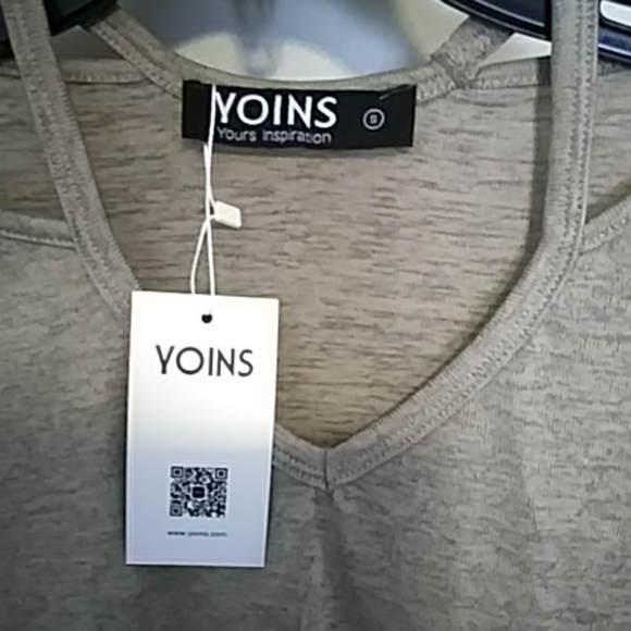 Sweater - Picture 2 of 3